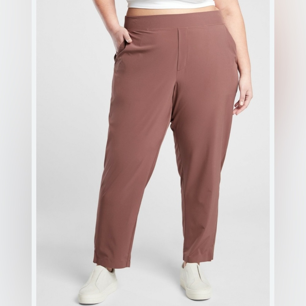Athleta Brooklyn Ankle Pant Mineral Brown Zipper back pockets Size 26